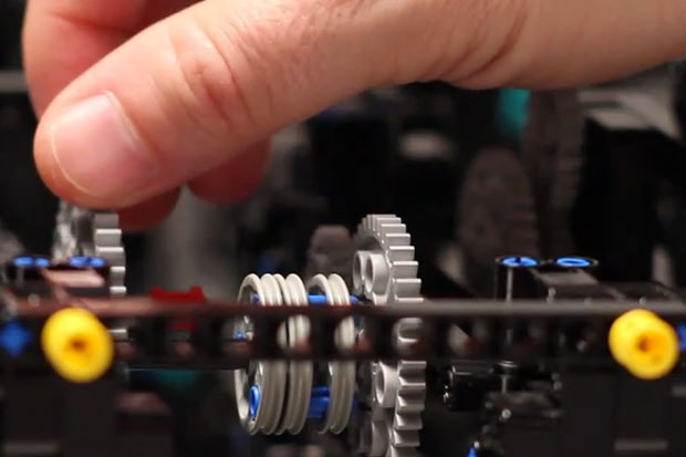 LEGO Antikythera Mechanism