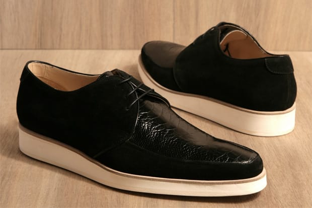 Mr. Hare King Tubby Shoes