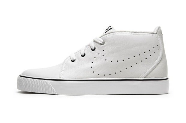 Nike Sportswear Toki Premium "Summit White"