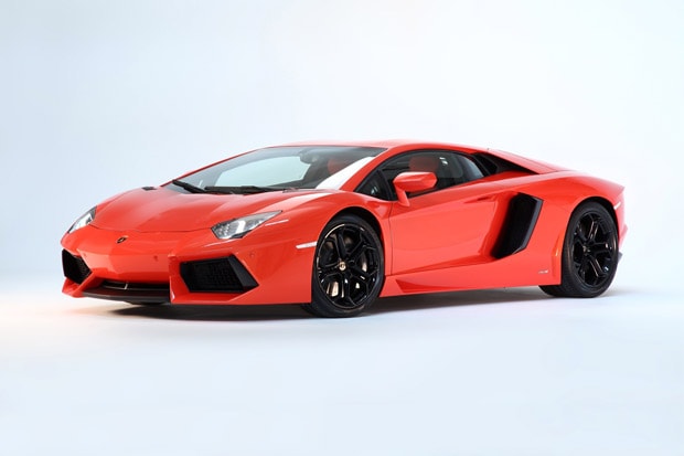 Lamborghini 2012 Aventador LP700-4