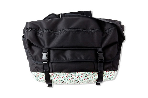 Liberty x CASH CA Messenger Bag