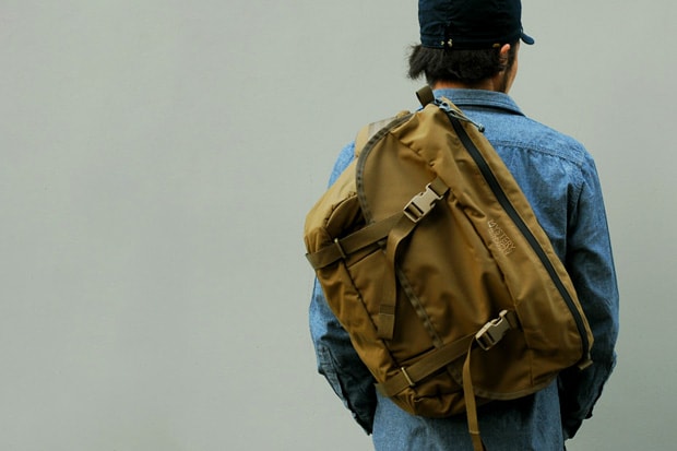 Mystery Ranch Outsider Messenger Bag | Hypebeast