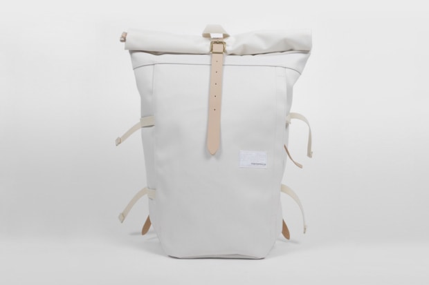 nanamica Cycling Pack "Off-White"