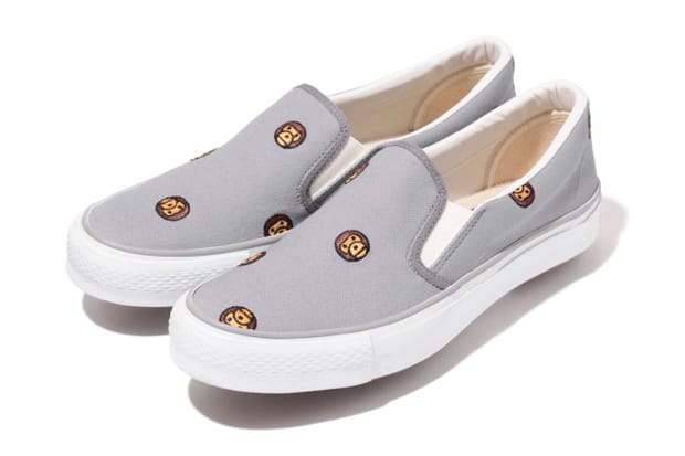 A Bathing Ape Milo Embroidery Slip-Off