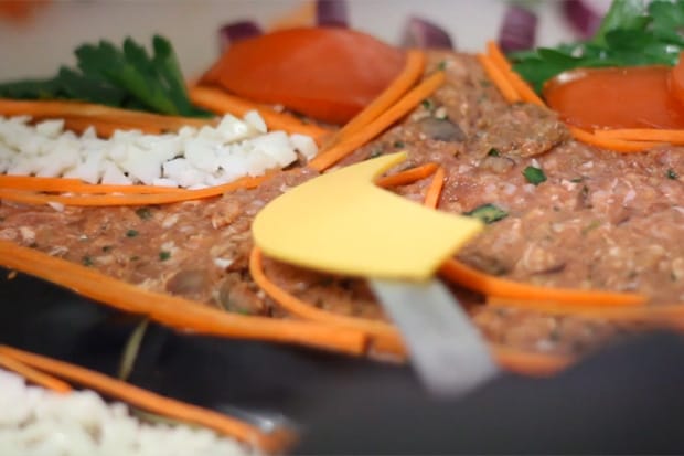 Beef Brothers x Sneaker Freaker Germany "Air Mett 90"