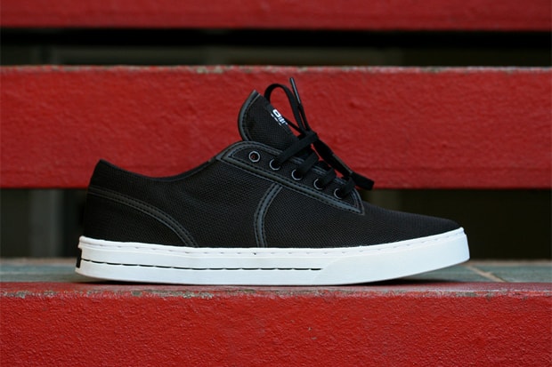 CLAE Kennedy Black Mesh