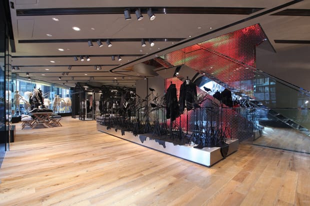 I.T Hysan Store Opening