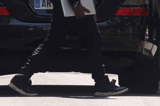 Kanye West Wearing Nike Air Yeezy II Part 2