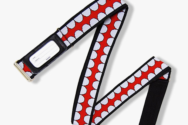 OriginalFake Chompers Suitcase Belt