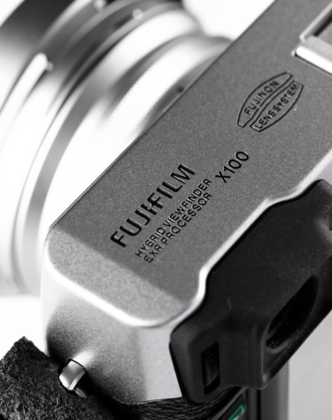 FUJIFILM X100: A Welcomed Hybrid