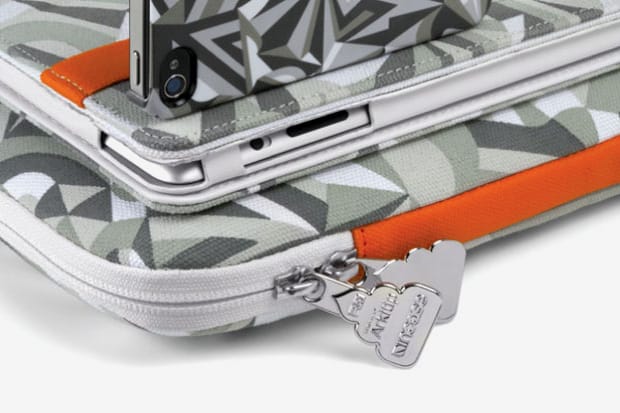 Incase x Rostarr for Curated by Arkitip Preview