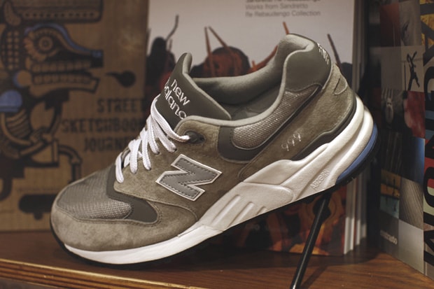 New Balance 2011 Fall ML999 Grey