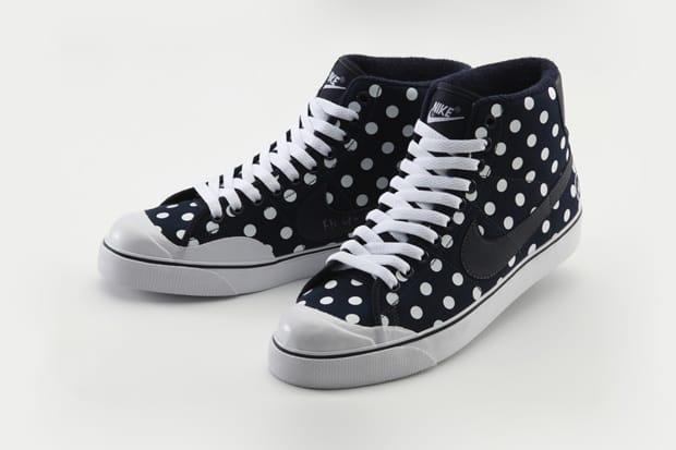 Nike Sportswear x uniform experiment All Court Mid