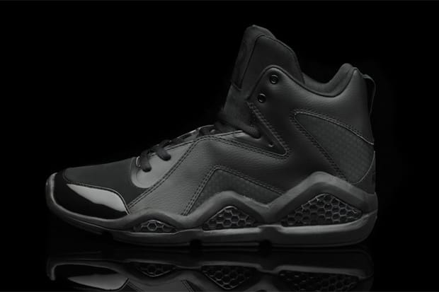 Reebok Classics "Triple Black" Kamikaze