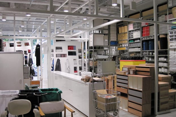 COMME des GARCONS GOOD DESIGN SHOP Further Look