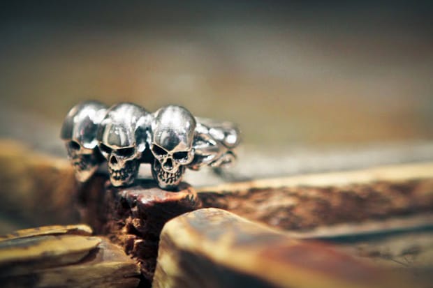 Crazy Pig Designs "Tudor 3" Skull Ring