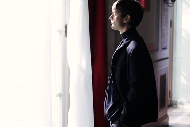 Prada 2011 Fall/Winter Photo Shoot Behind-the-Scenes Video