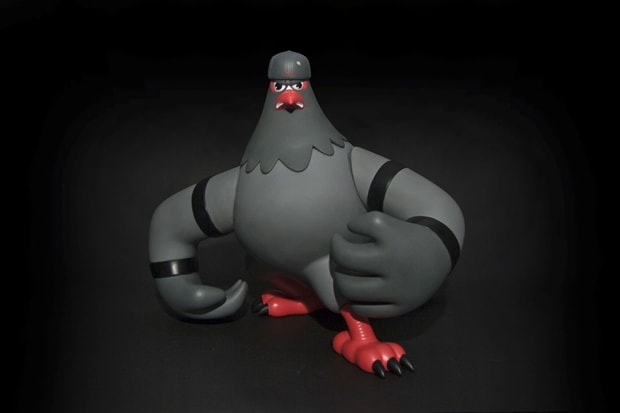 Staple Design x Adfunture 'BELLATOR COLUMBIDAE' Figurine