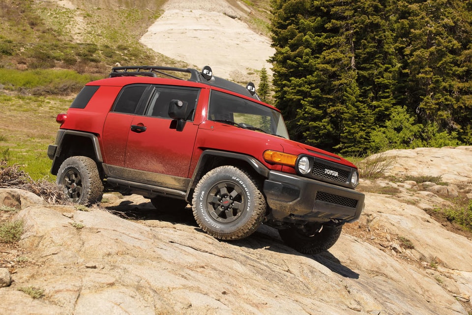 Toyota FJ Cruiser Red