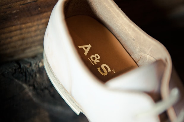 Arts & Science Three Eyelets Bluchers