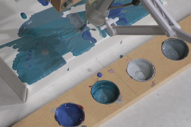 Benjamin Grosser: Interactive Robot Painting Machine