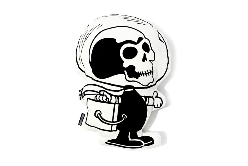 BOUNTY HUNTER "Bounty Astronaut" Cushion