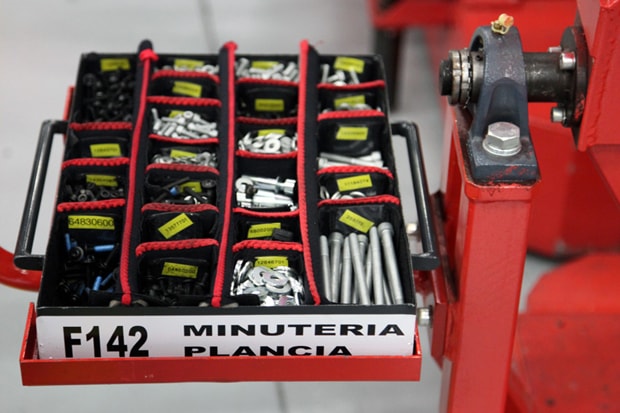 designboom: Ferrari Factory Tour - Assembly Line