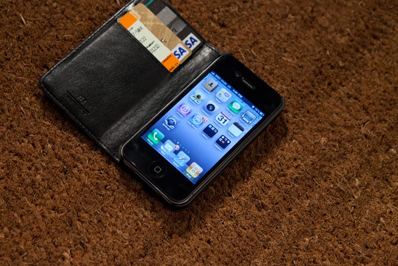 HEX Code Wallet for iPhone 4