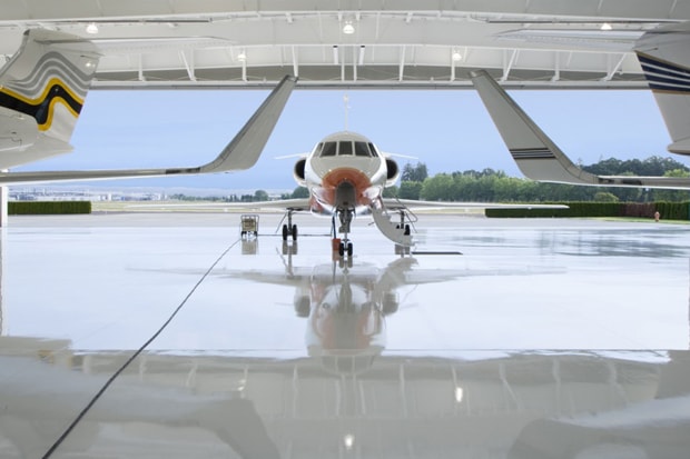 Nike Air Hangar
