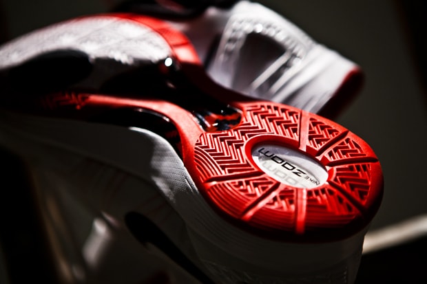 Nike Zoom Hyperdunk 2011 White/Red/Black