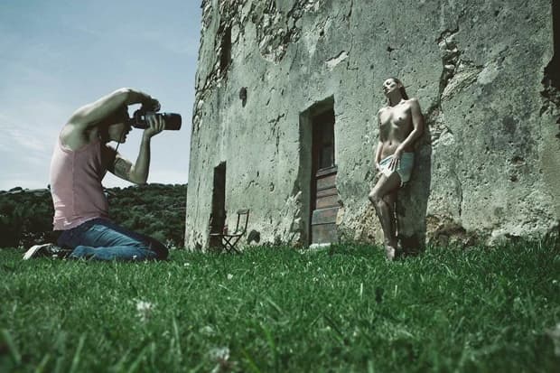 Pirelli 2012 Calendar Preview featuring Kate Moss (NSFW)
