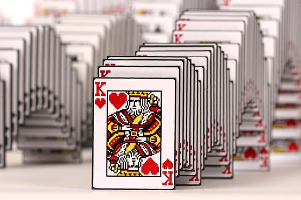 Skrekkøgle Solitaire 'Win' Sculpture