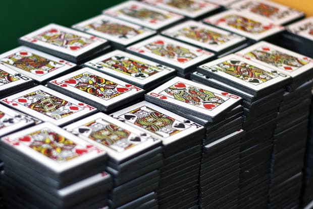 Skrekkøgle Solitaire 'Win' Sculpture