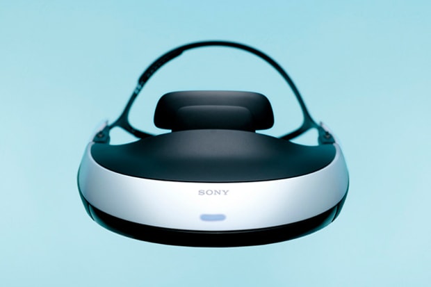 Sony HMZ-T1 Personal 3D Viewer