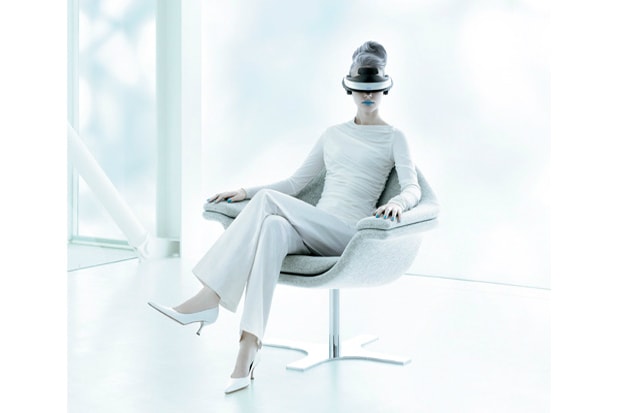 Sony HMZ-T1 Personal 3D Viewer