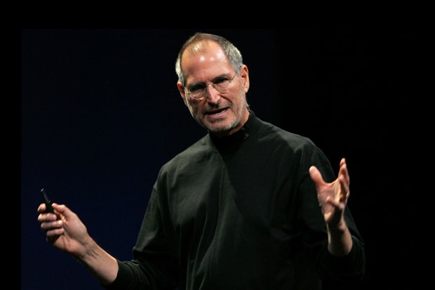 Steve Jobs Resigns as Apple CEO 