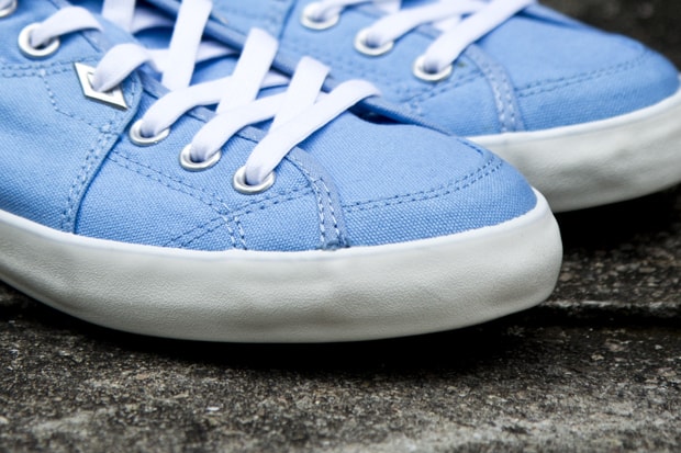 Umbro Blue Milton Canvas