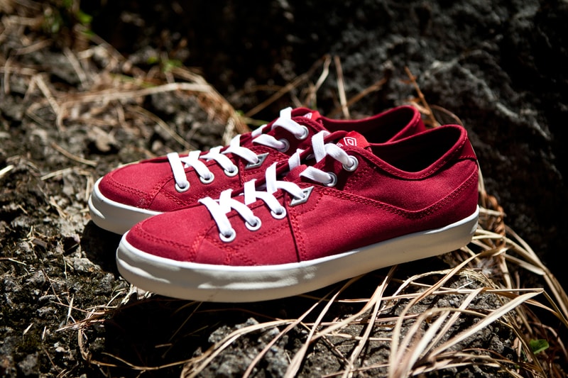 Umbro Red Milton Canvas
