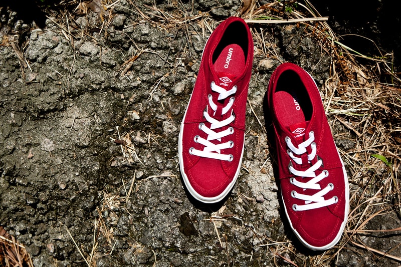 Umbro Red Milton Canvas