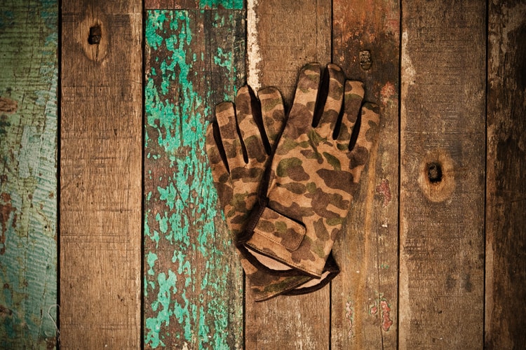 A Bathing Ape 1ST CAMO LEATHER GLOVE