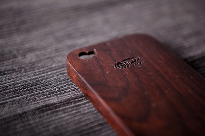 BEAMS x master-piece Wooden iPhone 4 Case