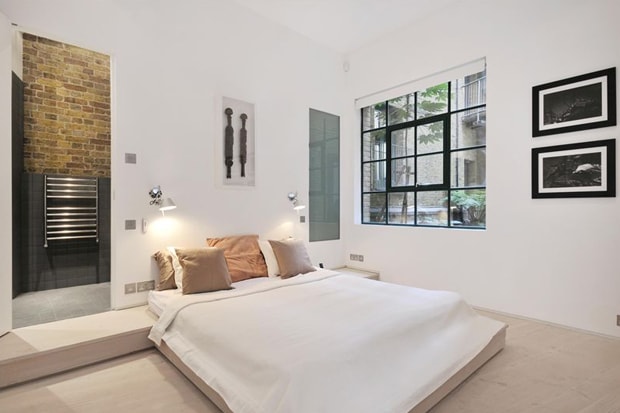 Clink Street Apartment by Chiara Ferrari