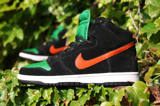 Nike SB Dunk High "Jägermeister"