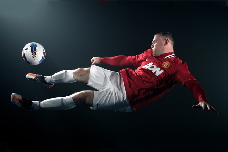 Nike T90 Laser IV: Wayne Rooney's Perfect Strike