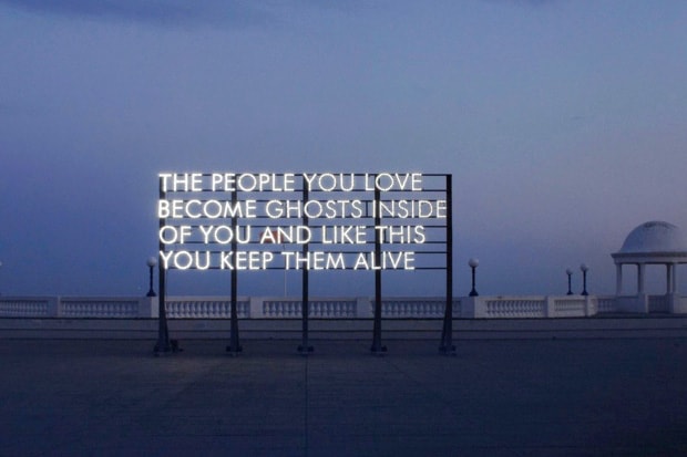 Robert Montgomery: Traveling Around The City