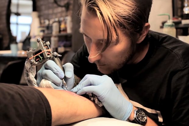 Scott Campbell "All That's Gold Does Not Glitter" Video