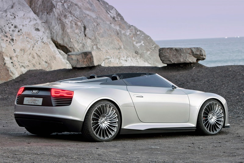 2014 Audi e-tron Spyder