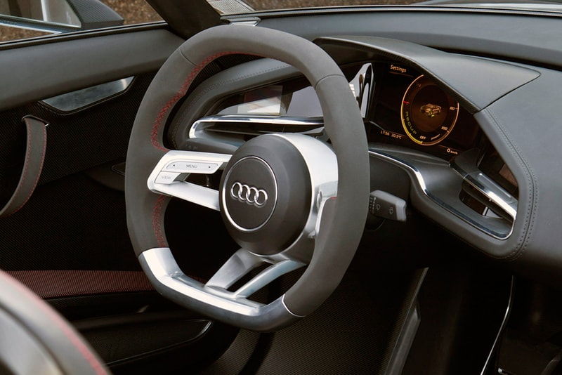 2014 Audi e-tron Spyder