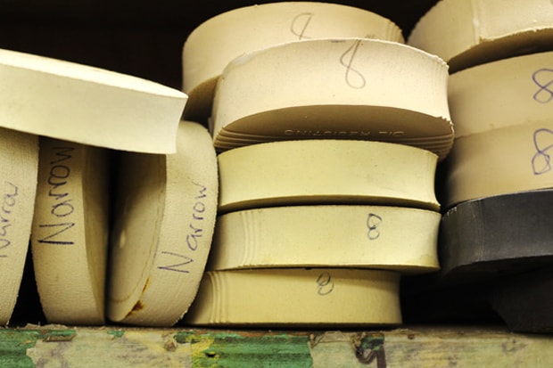 FREE / MAN: Viberg Factory - Details