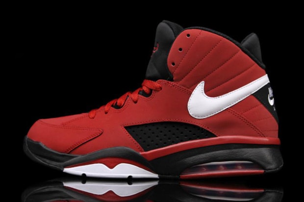 Nike Flight Maestro Plus